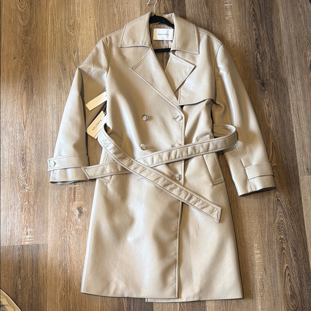 Aritzia Babaton Tabloid vegan leather trench coat